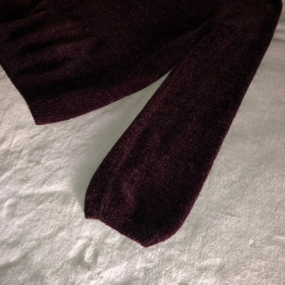 Old Navy Cozy Pullover Sweater for Girls - Picture 5 of 5